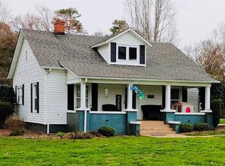 2440 Smyre Farm Rd, Newton, NC 28658