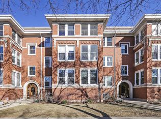 1442 W Jarvis Ave APT 2B, Chicago, IL 60626