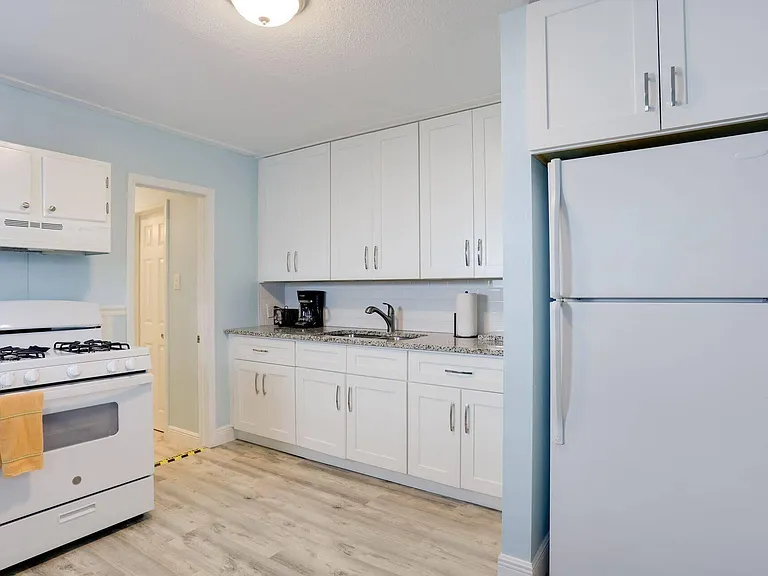 216 S M St #1 — Photo 13