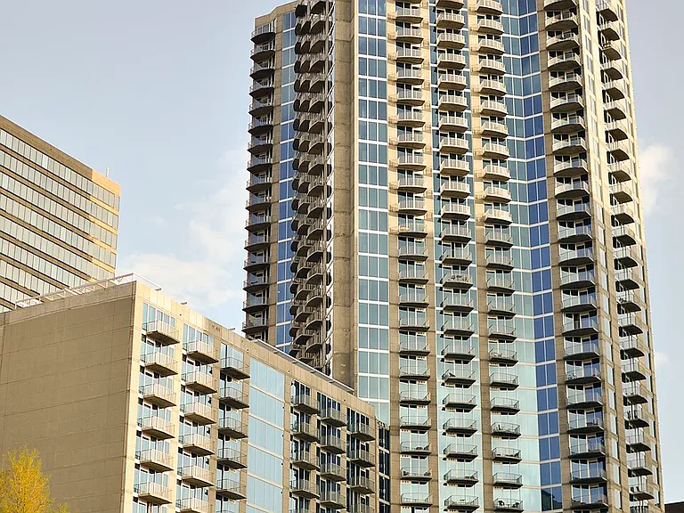 400 W Peachtree St NW #2302 — Photo 9