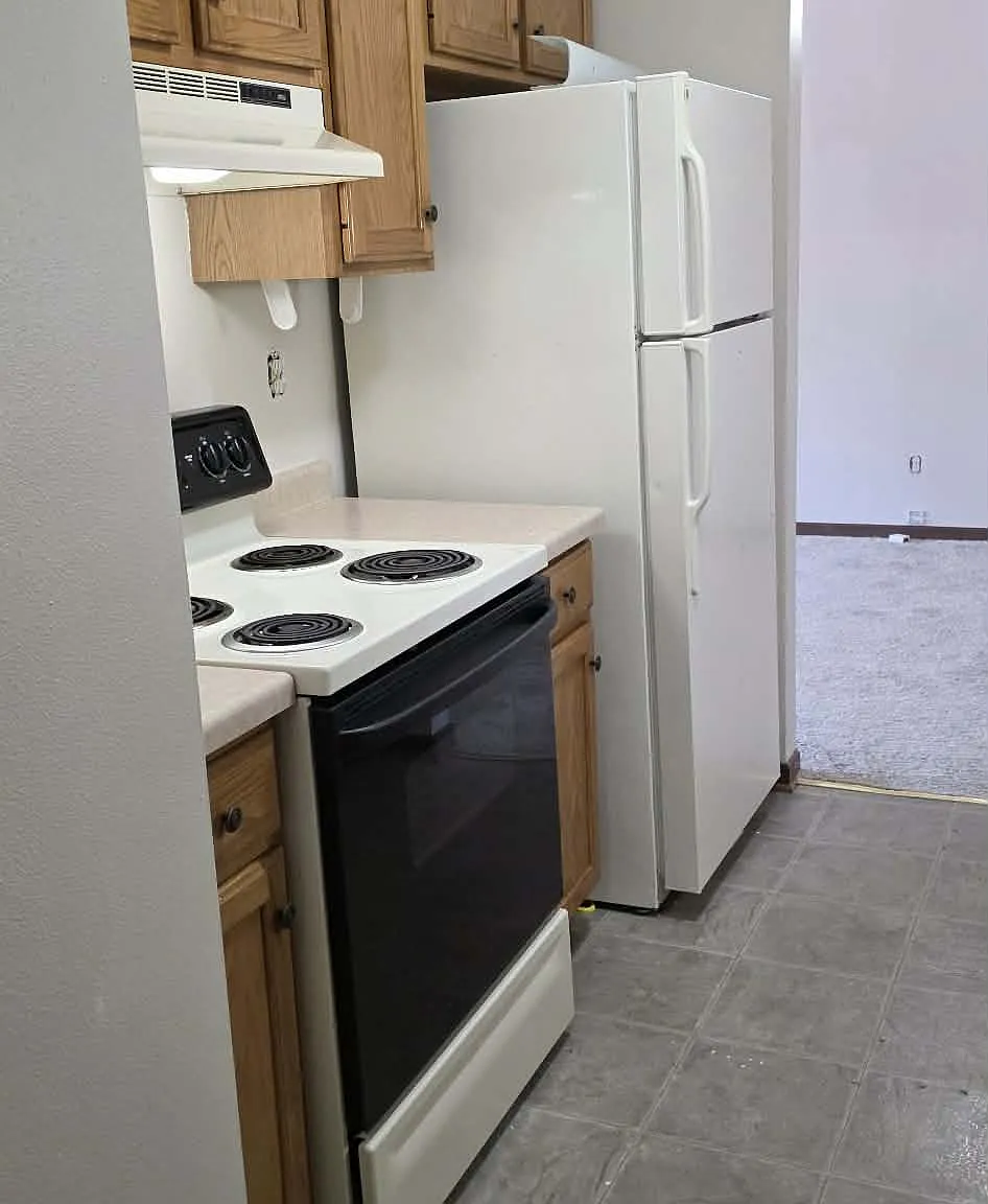 2 bed, 775 sqft, $1,000 — Photo 3