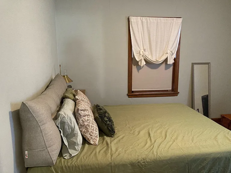 410 N Paterson St #4 — Photo 9