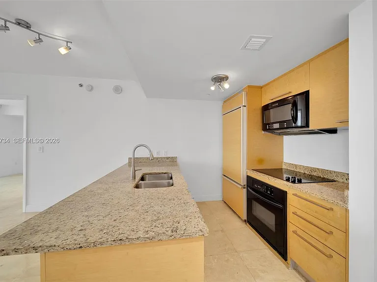 1800 S Ocean Dr #1809 — Photo 3