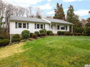 38 Fieldview Dr, Northport, NY 11768