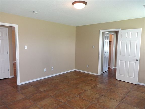 4th image of 4217 Thyme Cir