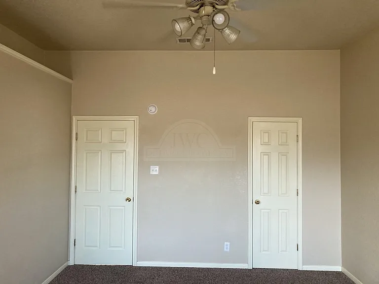 4502 Pennington Ave — Photo 13