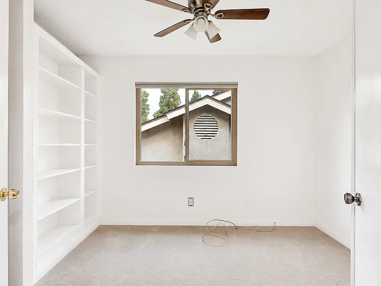 1486 Cactusridge St — Photo 16