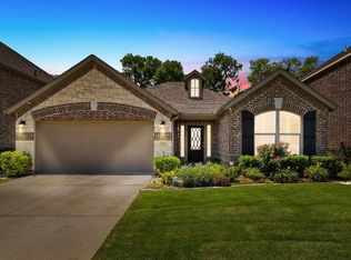 1812 Ridge Creek Ln, Aubrey, TX 76227