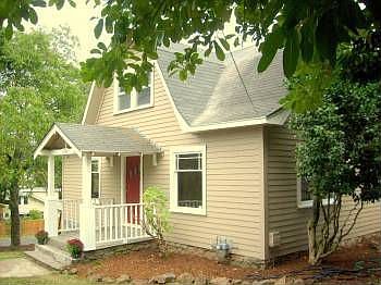5th image of 2576 SE Park Ave