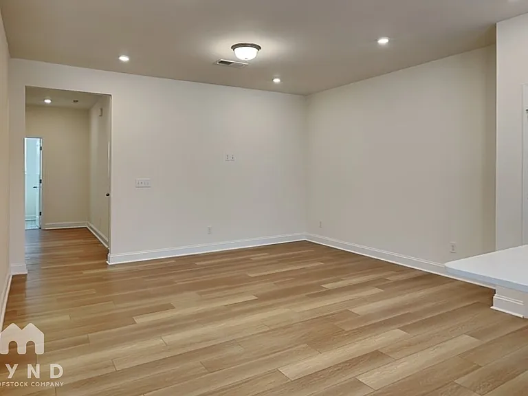 1546 Cedar Tree Dr — Photo 5