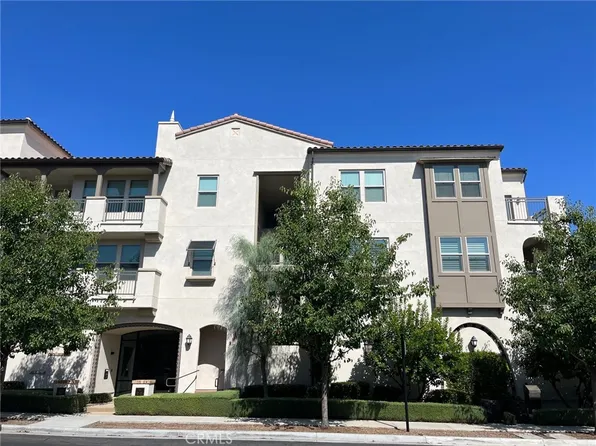 260 Buena Vida Dr #201, Brea, CA 92823