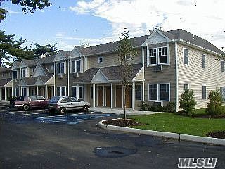 5th image of 625 Fulton St APT 1