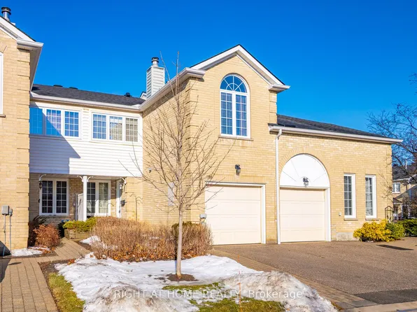 25 Heathcliffe Sq, Brampton, ON L6S 5R6