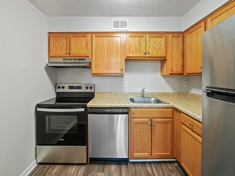1870 Frankfort Ave #4 — Photo 10