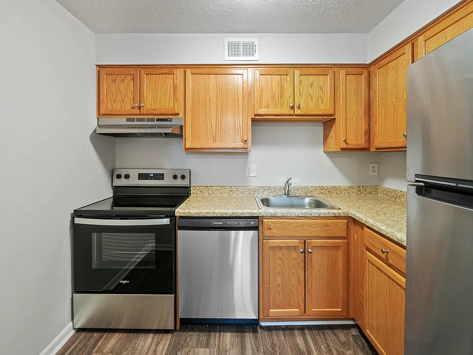 1870 Frankfort Ave #1