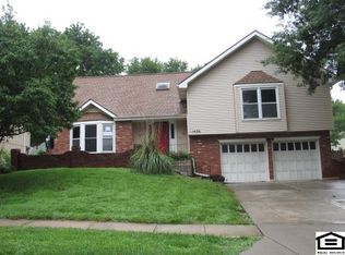 1436 E Frontier Ln, Olathe, KS 66062