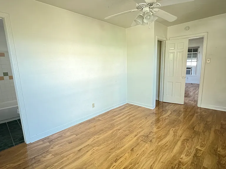 3821 Woodleigh St #1 — Photo 7