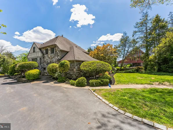 1376 Drayton Ln, Wynnewood, PA 19096