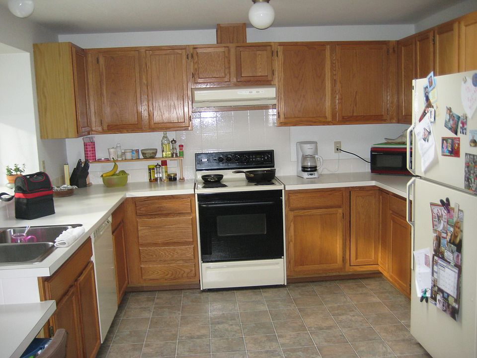 1st image of 3616 Crestview Dr W