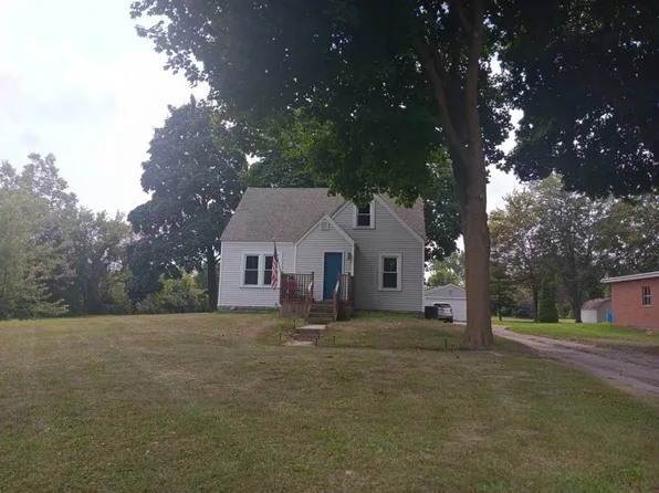 2586 Midland Rd, Bay City, MI 48706