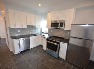 20 Chelsea St APT 4A, Boston, MA 02128