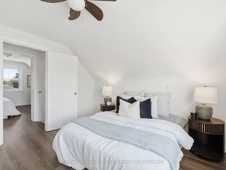 573 Sinclair St — Photo 22