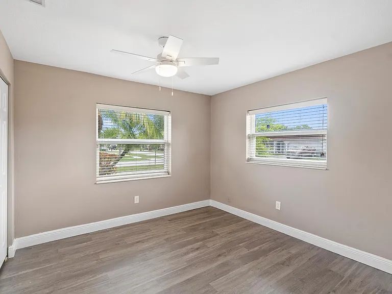 4784 Alfresco St — Photo 21