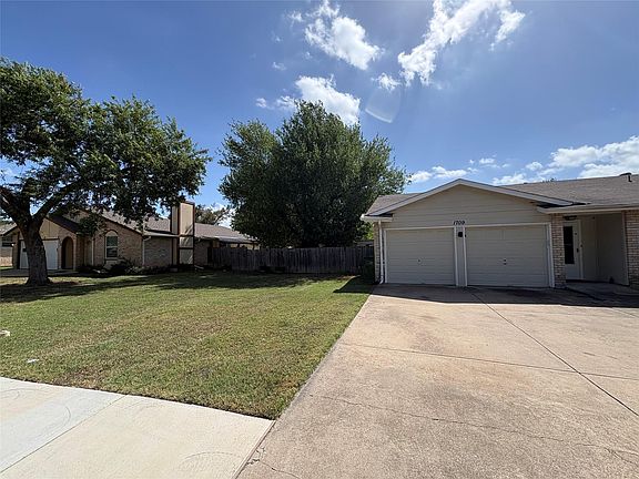 4th image of 1709 W Mesa Park Dr