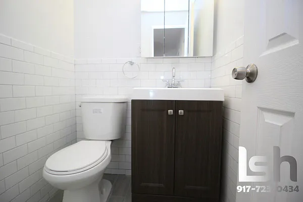 Rented by Area New York | media 29