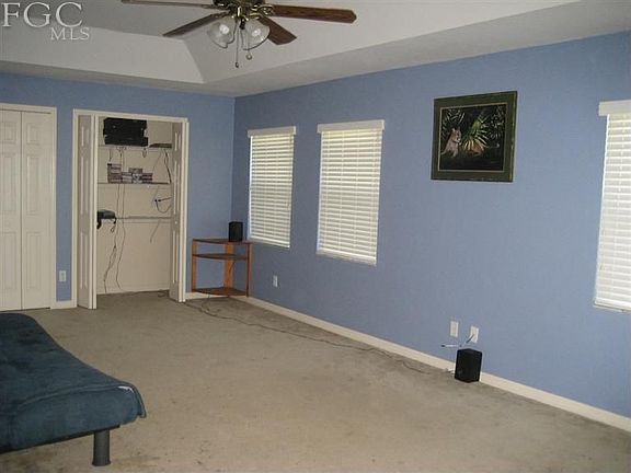3rd image of 2120 NW 20th Pl