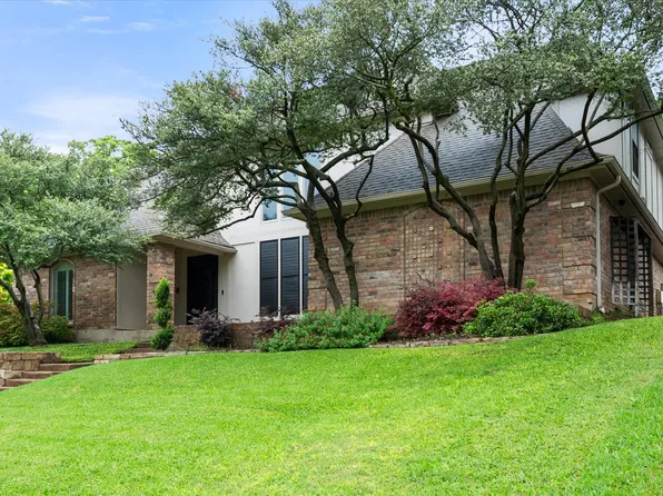 907 Loch Lomond Dr, Arlington, TX 76012