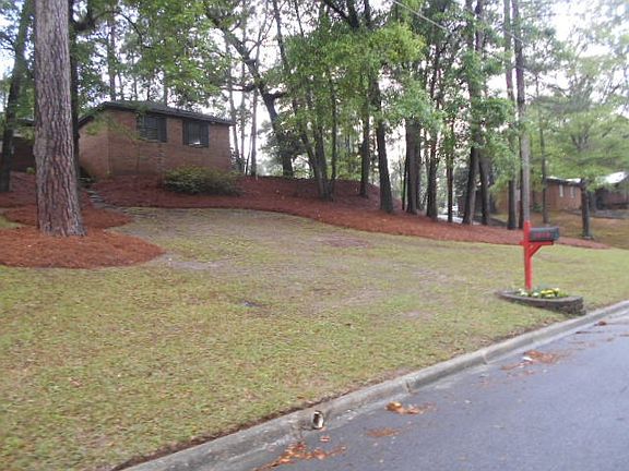3rd image of 2013 Wood Valley Dr