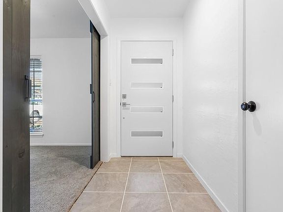 4th image of 1025 Quail Park Dr
