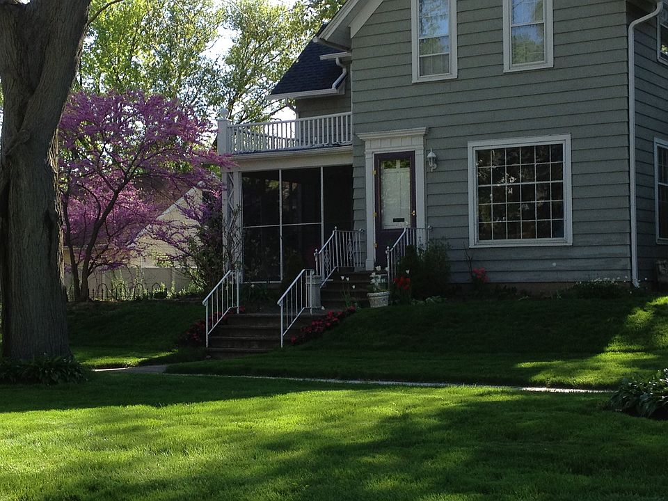 Front of house