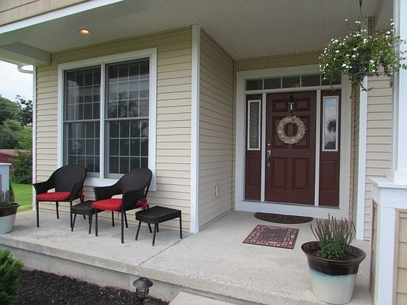 2nd image of 1 Avendale Dr