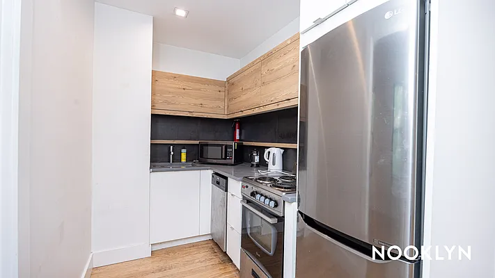 Rented by Nooklyn NYC LLC | media 21