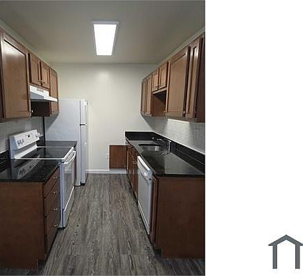 3rd image of 3074 30th St SE #74104