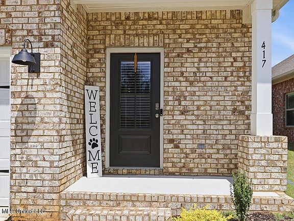 4th image of 417 Hidden Reed Ct