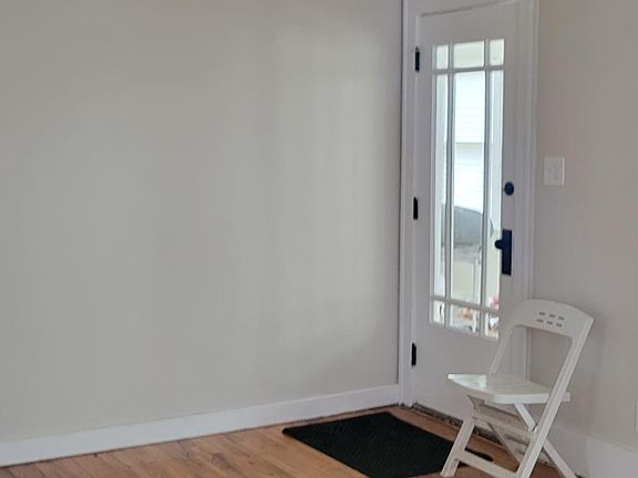5th image of 3021 Goodrich St #1