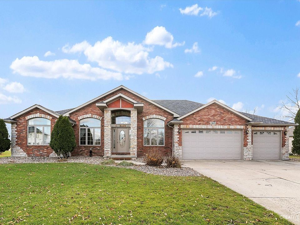 1st image of 3825 W Nettle Creek Dr