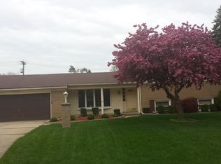 37634 Brookwood Dr, Sterling Heights, MI 48312