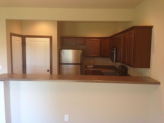 2nd image of 1427 Marilyn Dr