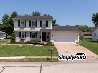 224 W Oak St, Eldridge, IA 52748