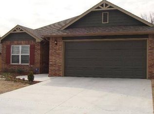 205 W 46th St, Sand Springs, OK 74063
