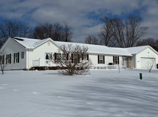 6087 Belle St, Jamestown, PA 16134