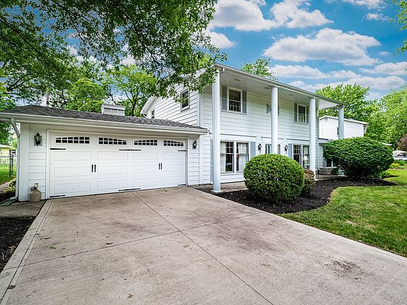 3rd image of 3021 Rockwood Dr