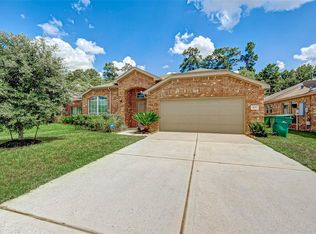 415 Oak Chase Dr, Conroe, TX 77304