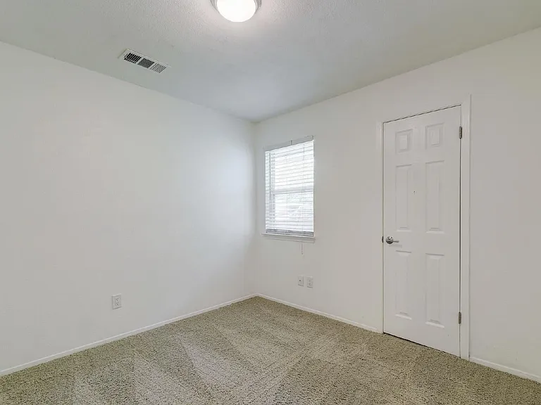 5010 Joshua Ct — Photo 18