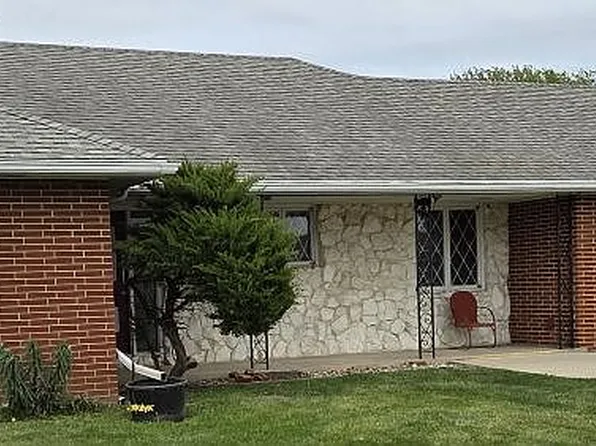 1203 Oak St, Guthrie Center, IA 50115