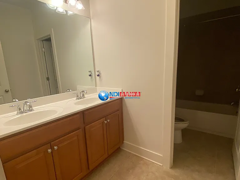 1306 Halletts Peak Pl — Photo 18